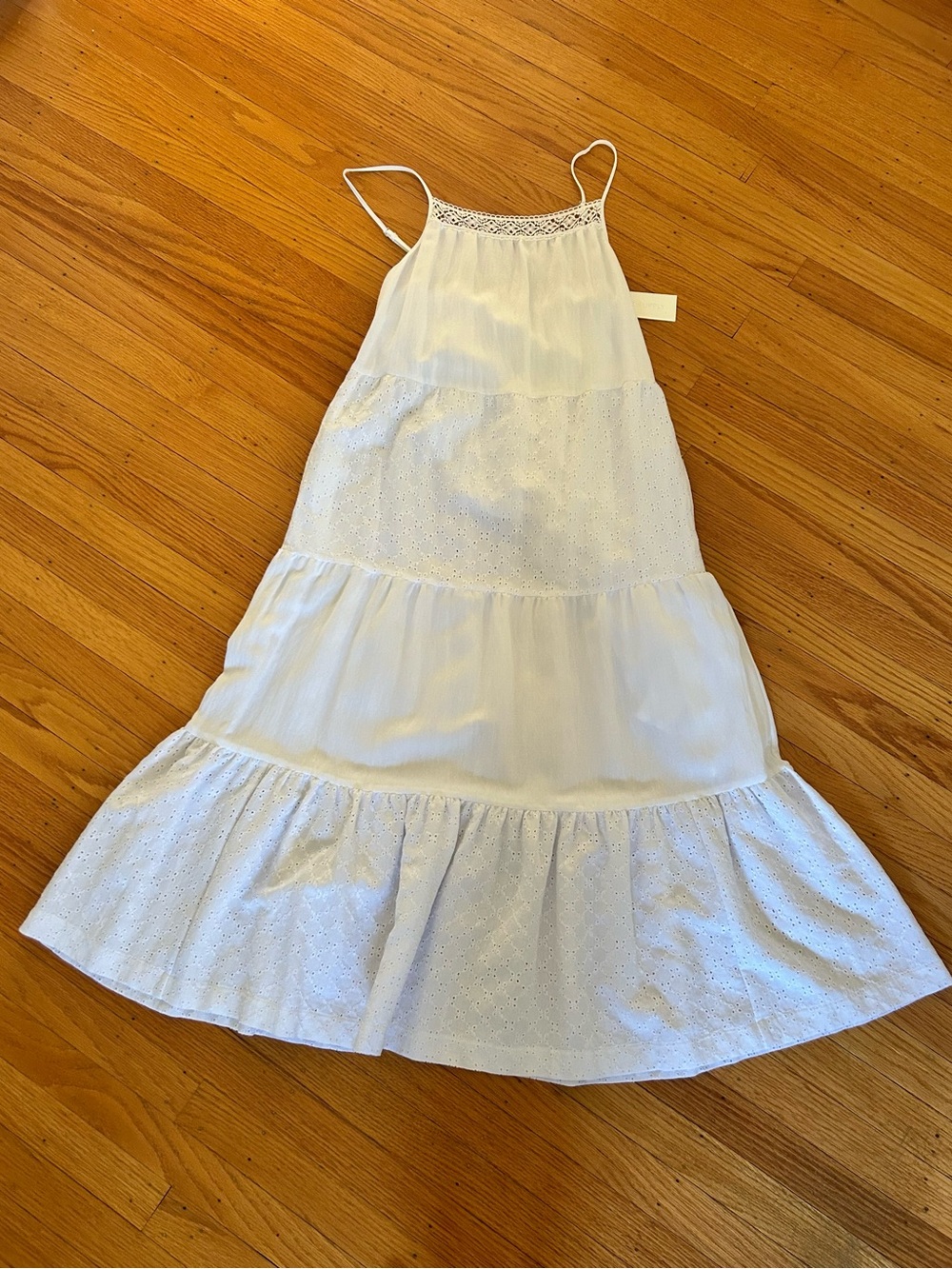Women’s White Tiered Eyelet Summer Dress